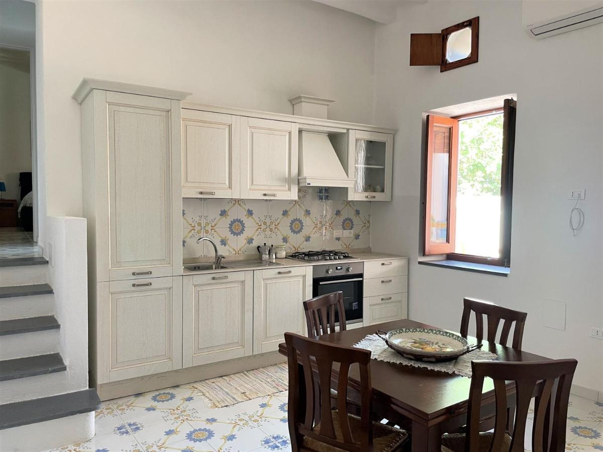 Casa Bouganville Pollara Екстериор снимка