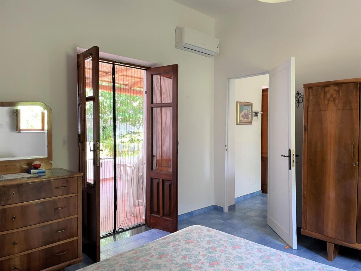 Casa Bouganville Pollara Екстериор снимка